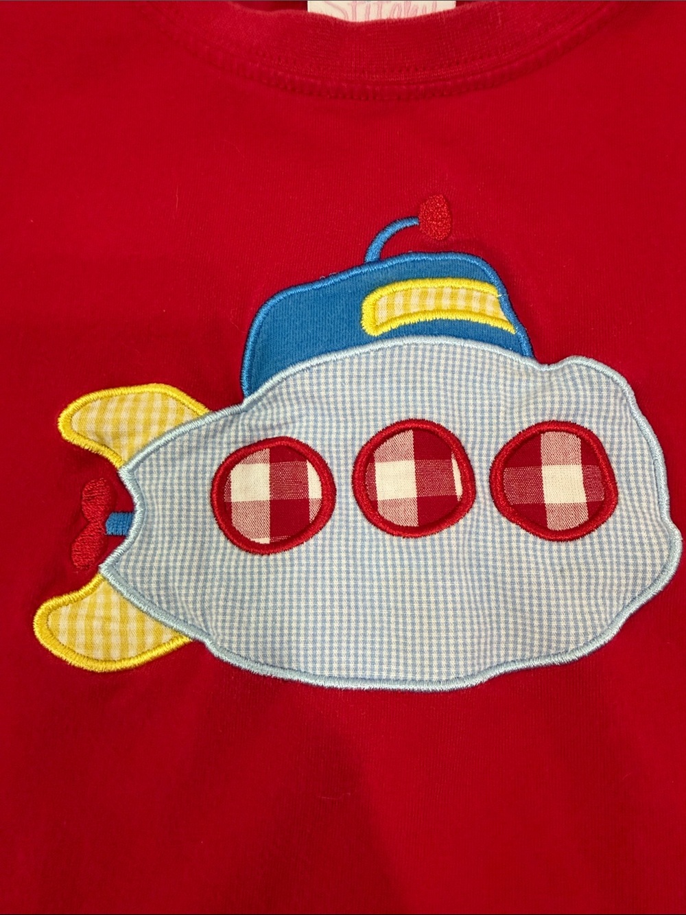 Stitchy Fish Boys Submarine Appliqué Shirt Red Size 3T - Picture 3 of 7